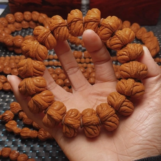 桃核手串龙纹桃核