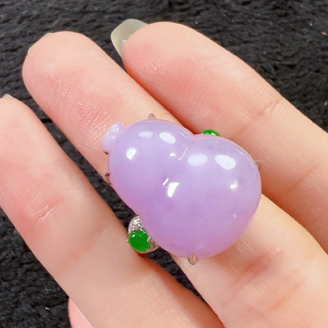 妞***妞翡翠18K金镶嵌戒指签收后24小时鉴赏期