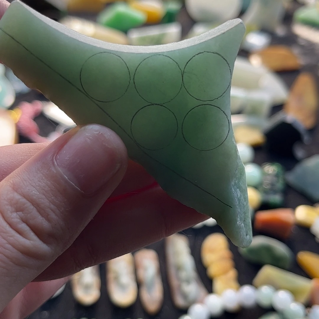 定制翡翠未镶嵌翡翠定制珠子