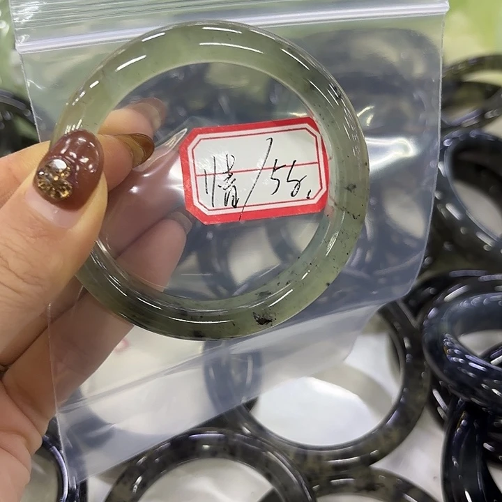小***情蛇纹石玉未镶嵌岫玉手镯