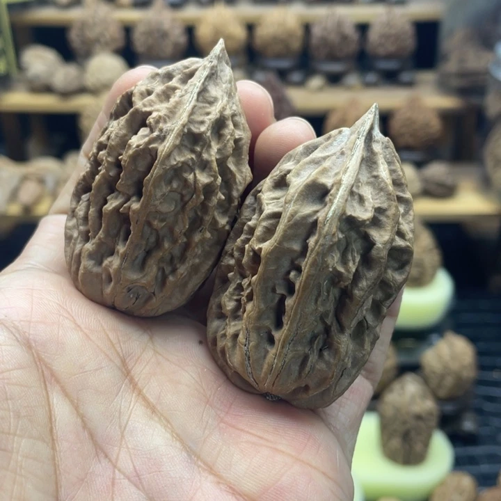 桃核把件东北核桃56