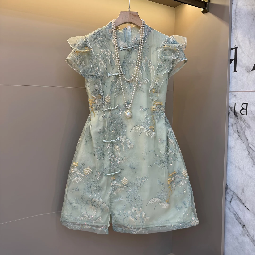 2025新中式国风重工刺绣不耳边斜襟盘扣亭台楼阁系列旗袍裙7125