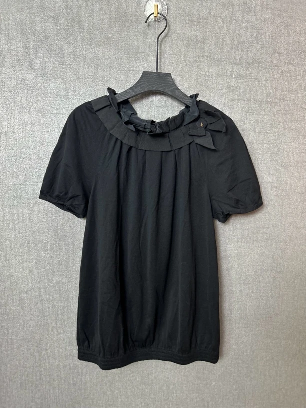 95新 LouisVuitton/路易威登 黑色泡泡袖木耳边短袖上衣【专属】