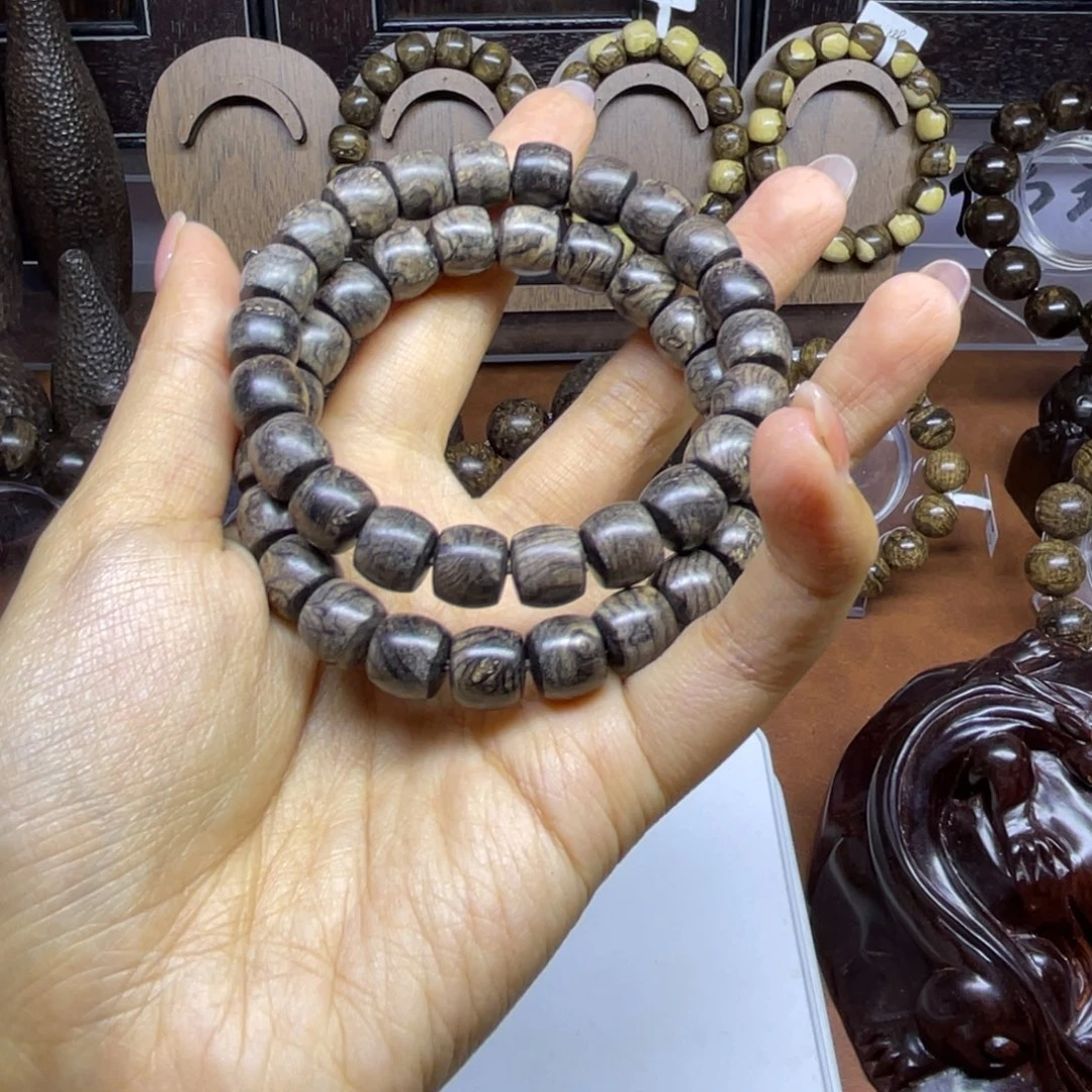 贪***色东非黑黄檀（紫光檀）把件