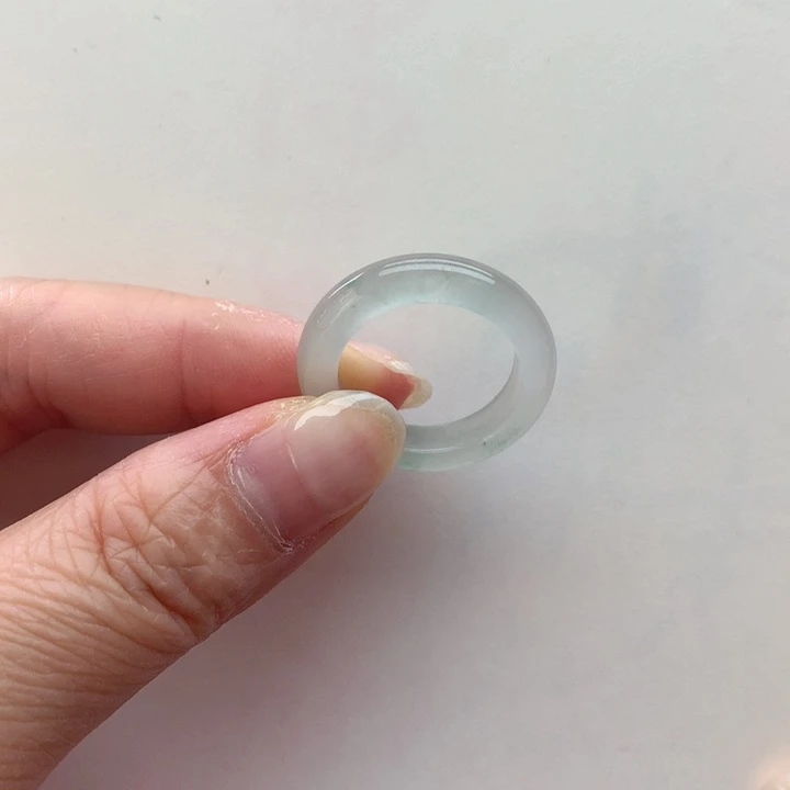 石英质玉未镶嵌戒圈除****猪