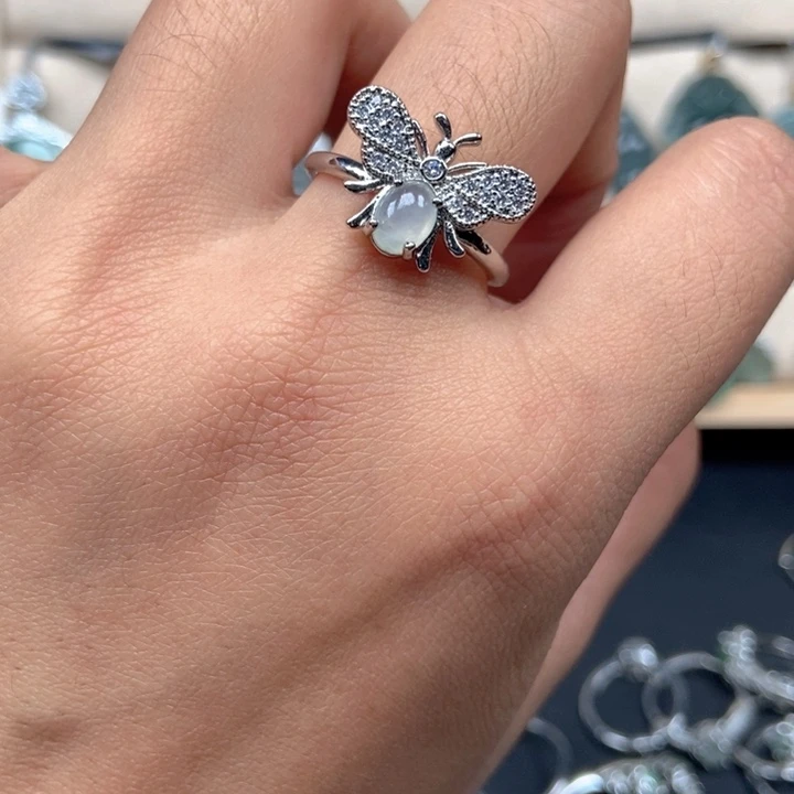 翡翠未镶嵌戒指戒指