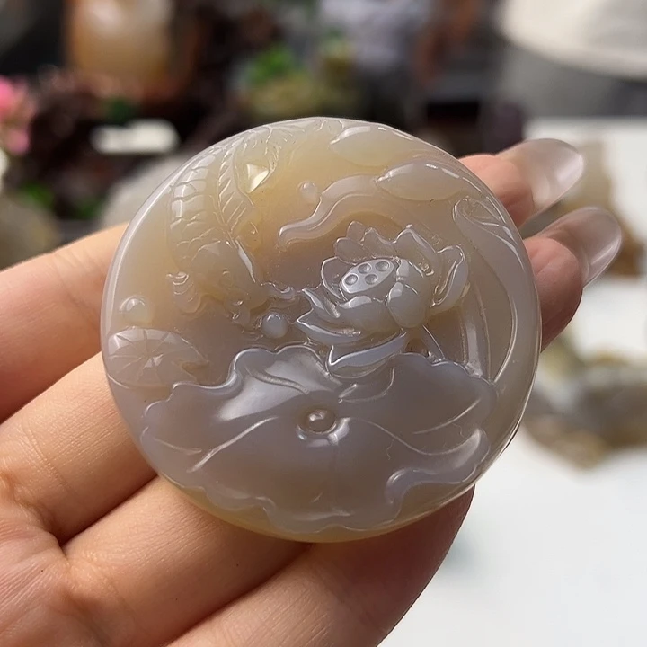 玛瑙/玉髓颈饰未镶嵌