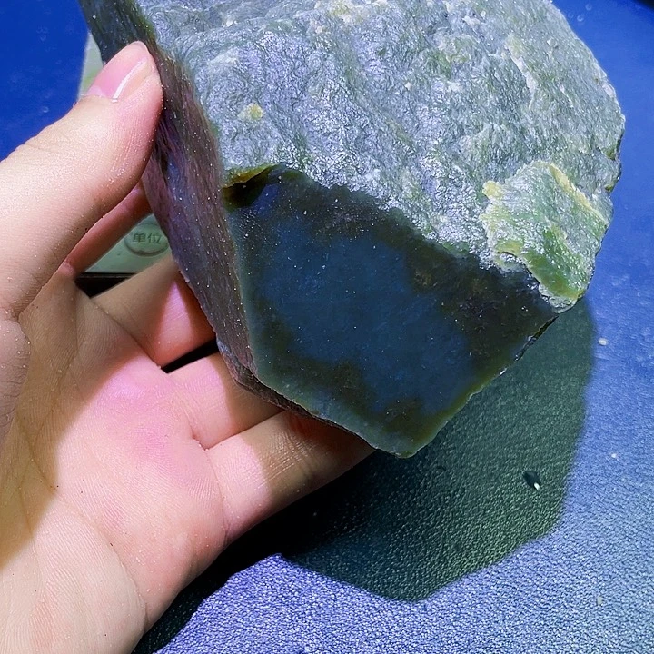 未镶嵌和田玉（糖玉）珠宝半成品