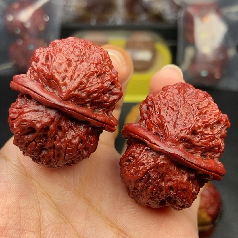 【闪购商品】把件文玩核桃41尺饕餮金蟾52克