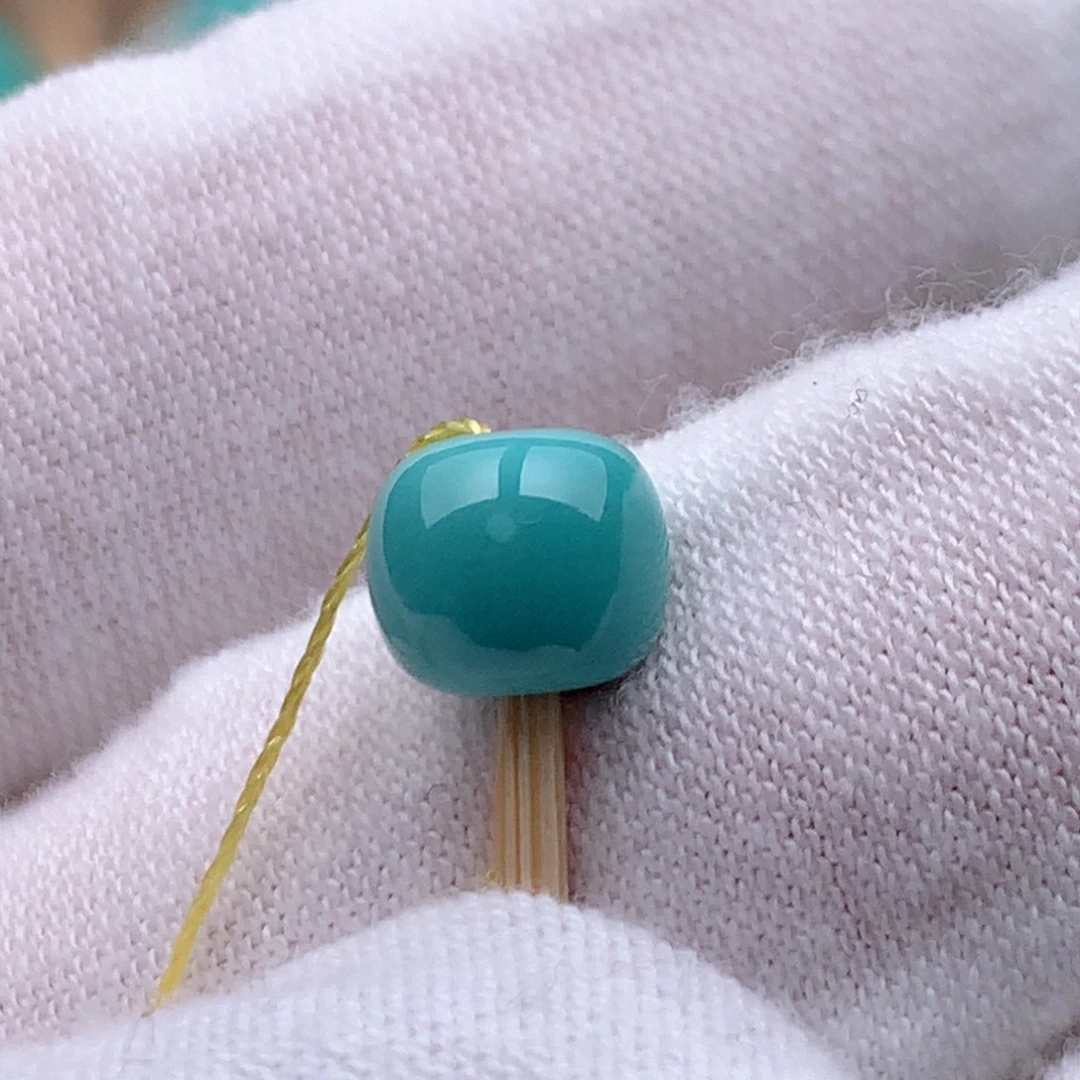 绿松石未镶嵌珠宝奇石7.4