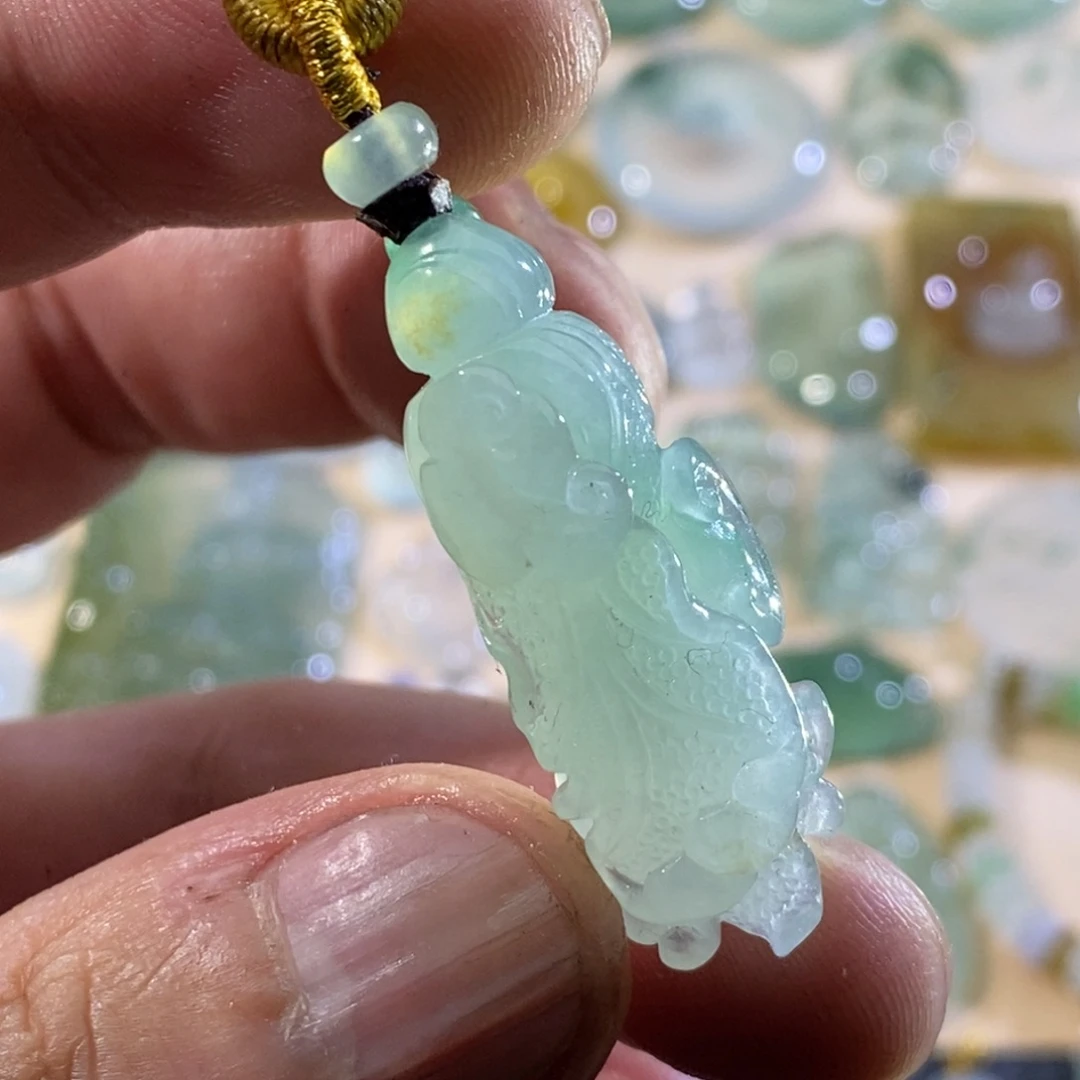 定制翡翠未镶嵌翡翠