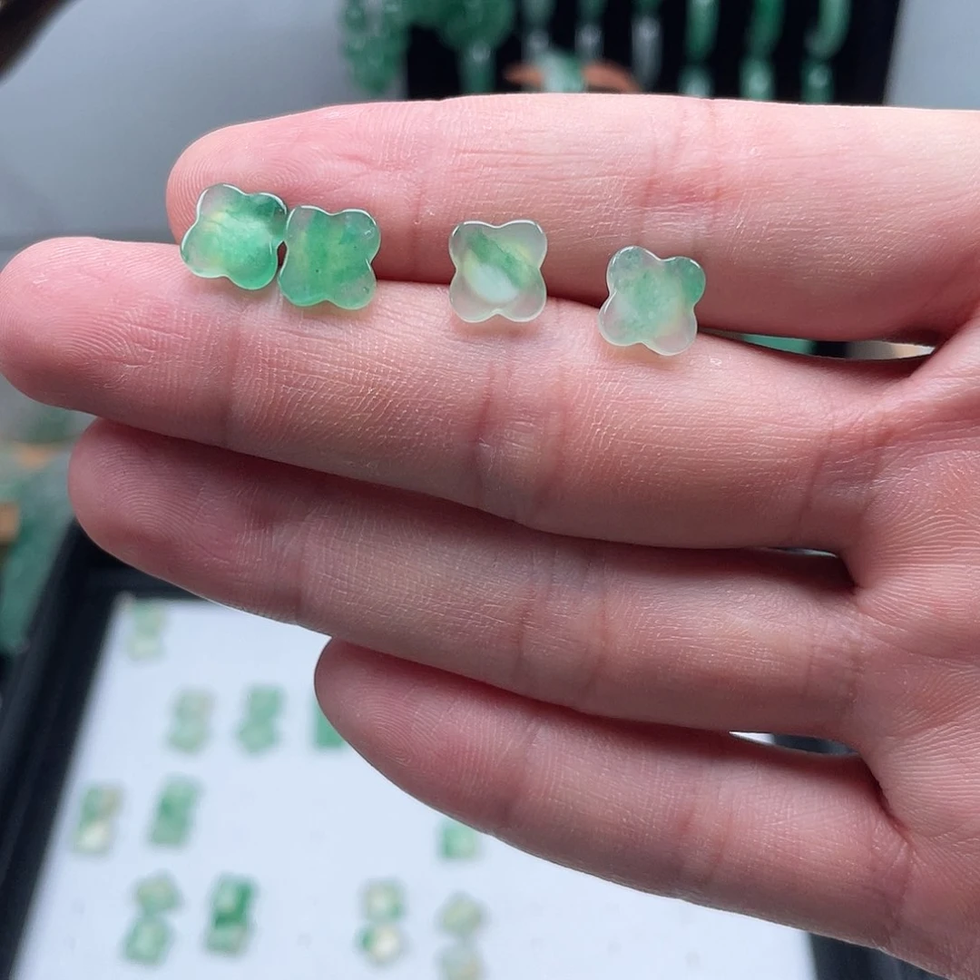 石英质玉耳饰未镶嵌