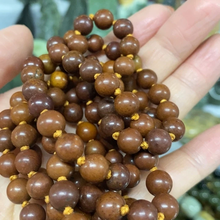 手链未镶嵌透闪石质玉红*