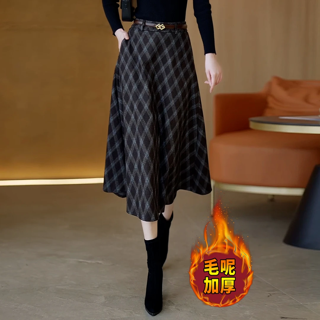 复古格子半身裙女秋冬2025新款梨型身材遮胯加厚中长款毛呢a字裙