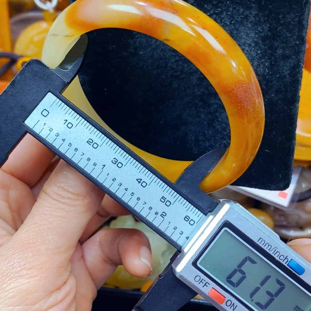 合金石英质玉（黄龙玉）珠宝半成品