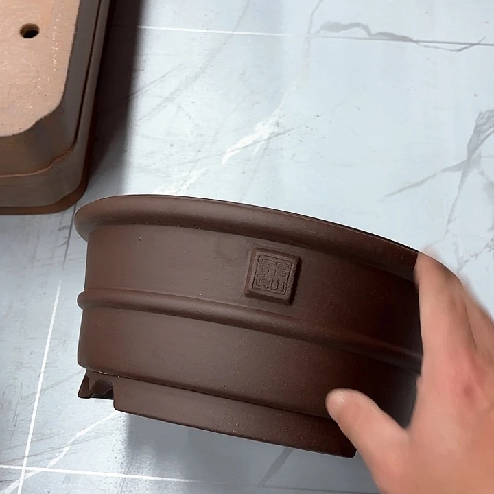 紫砂花盆紫砂的颜色很好看呀