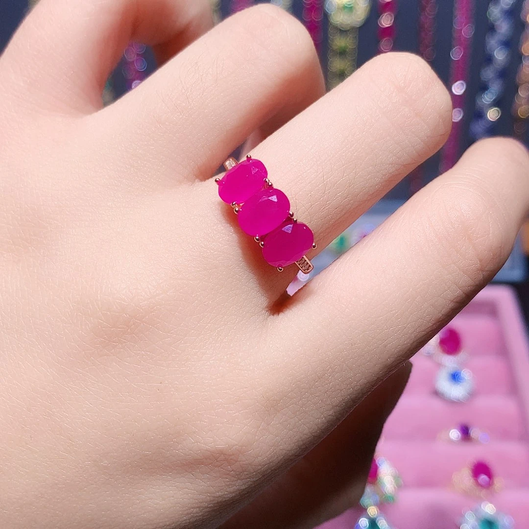 银S925镶嵌红宝石戒指