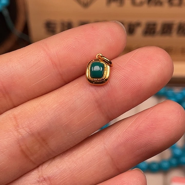 绿松石18K金镶嵌珠宝奇石