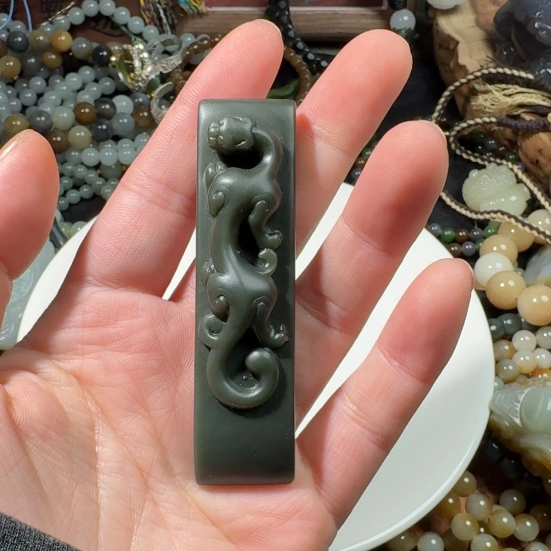 和田玉挂件未镶嵌