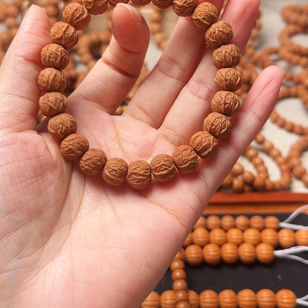 A***爽桃核手串无暇毒液