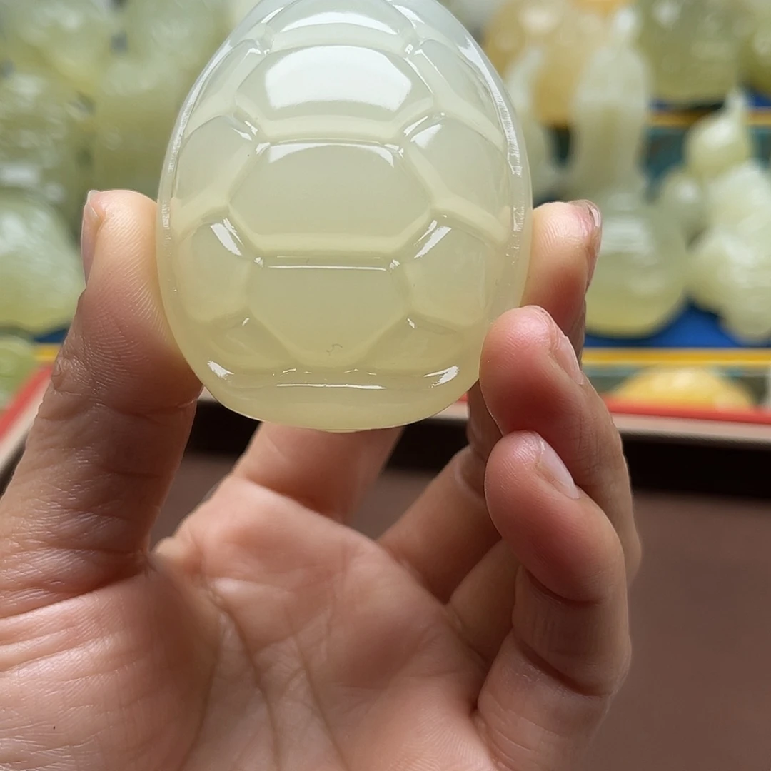 毛***蛋玉天然桌面小摆件