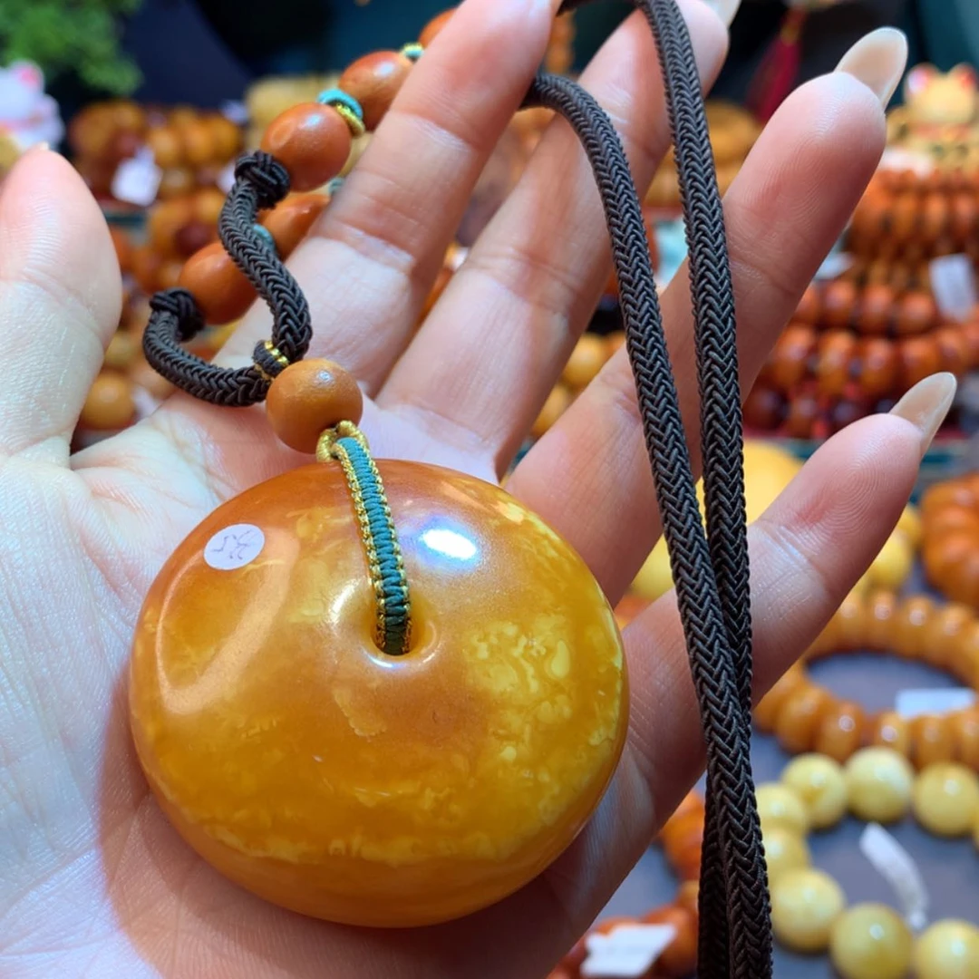 【闪购商品】蜜蜡吊坠(赠链)未镶嵌