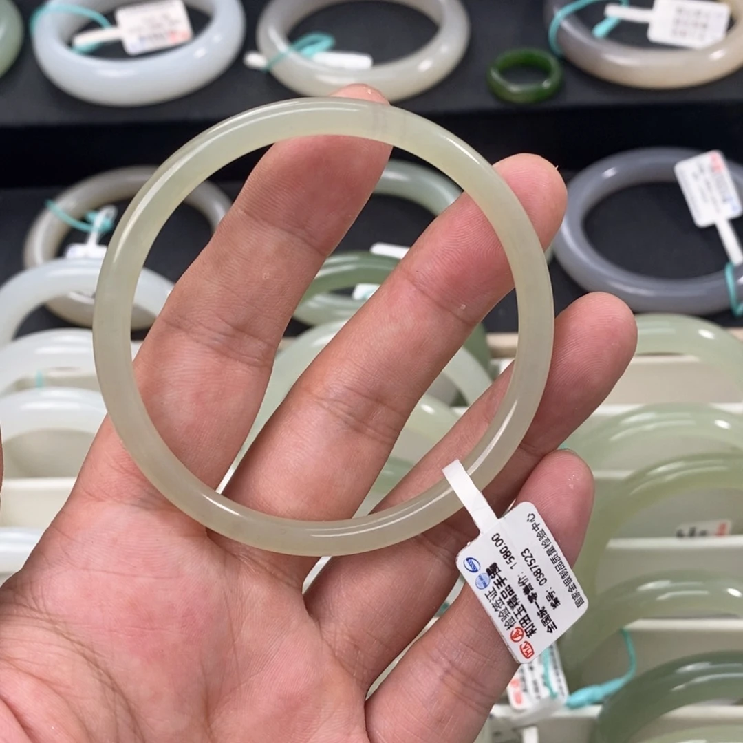 和田玉手镯未镶嵌5758