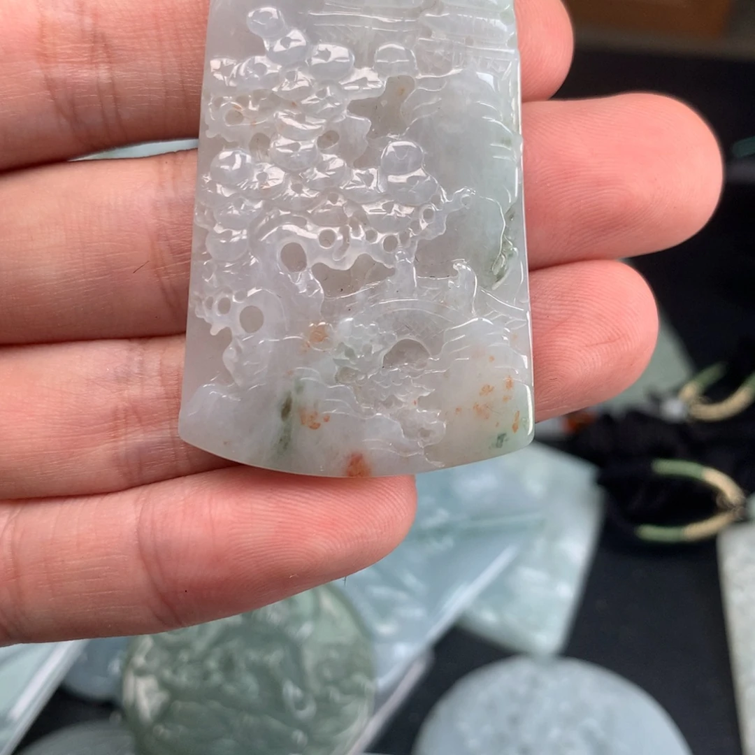 翡翠未镶嵌颈饰福利