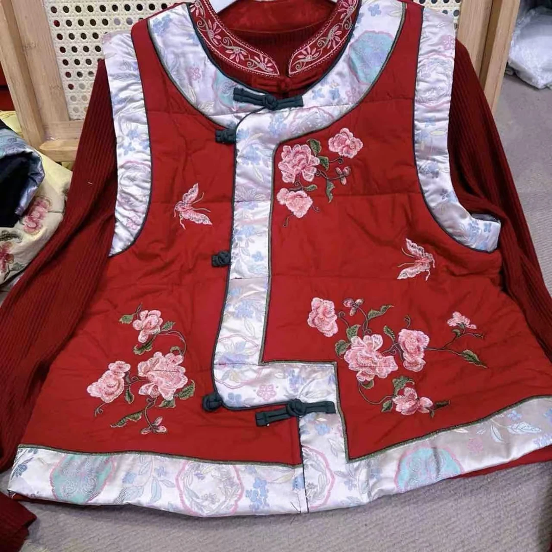 【胖宝推荐】中式国风刺绣马甲冬季盘扣保暖坎肩马甲8312