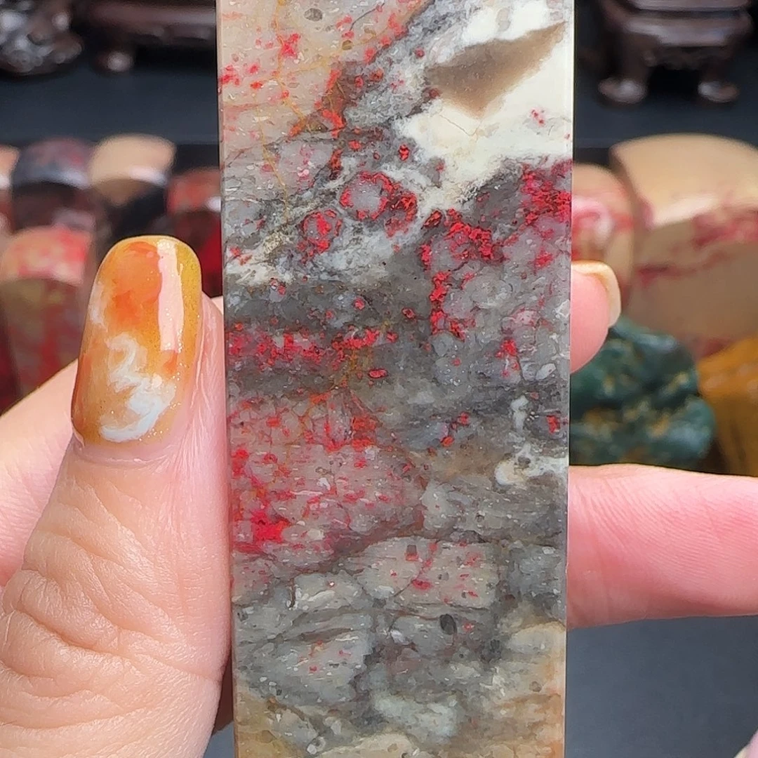 昌化石昌化鸡血石