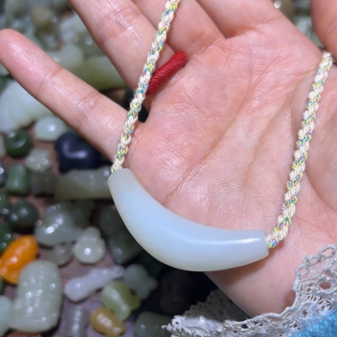 和田玉未镶嵌珠宝半成品