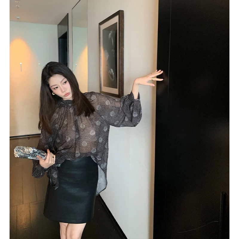 【ALONE SAVOR】龍喜儿奥黛丽之舞 优雅时尚半高领衬衫Z994