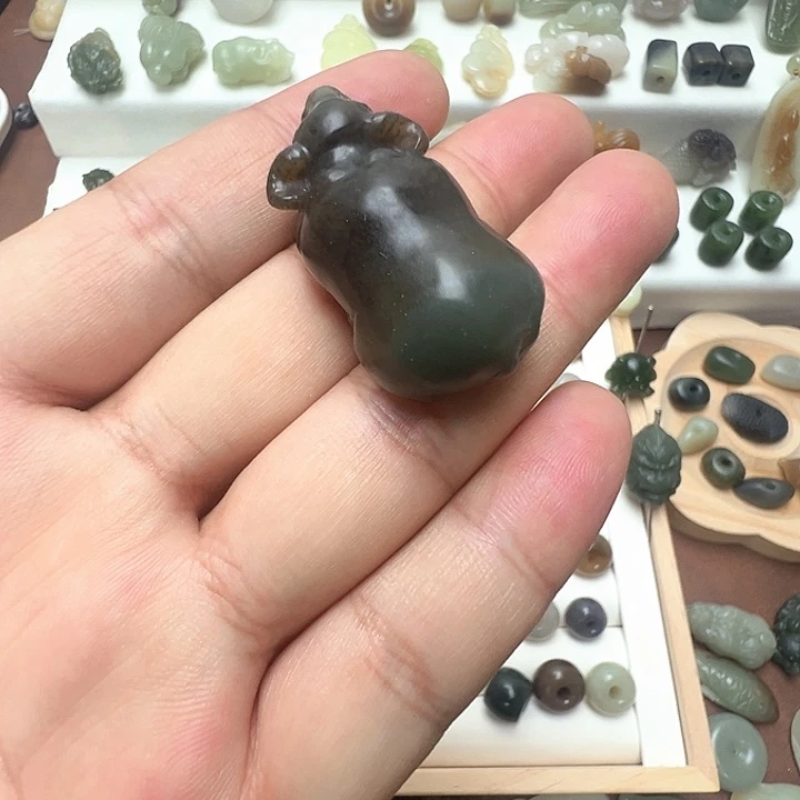 未镶嵌和田玉珠宝半成品