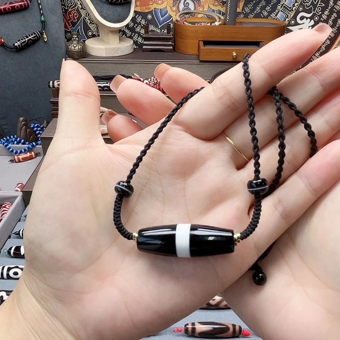 玛瑙/玉髓合金颈饰