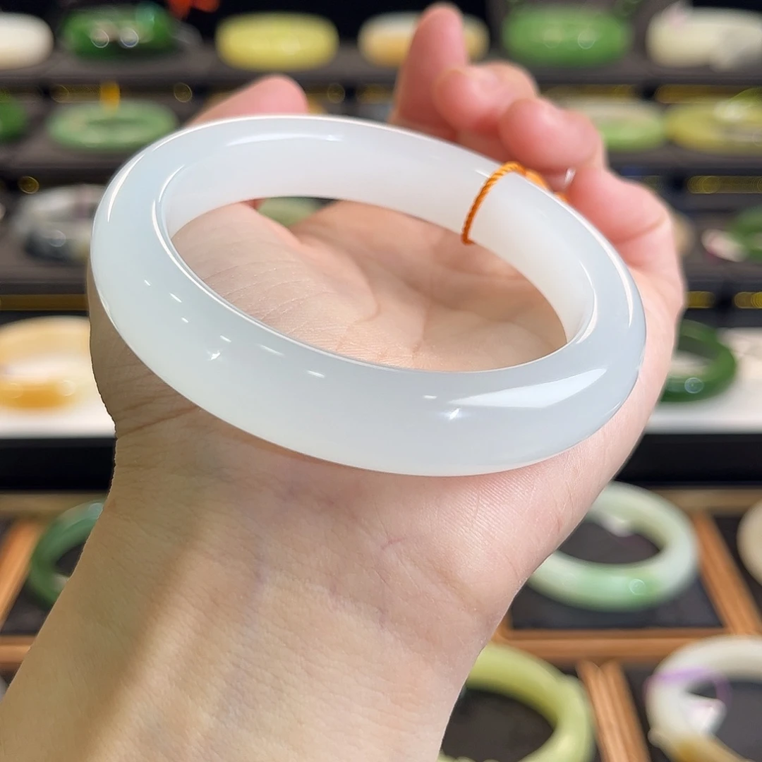 和田玉未镶嵌手镯高冰胶冰羊脂