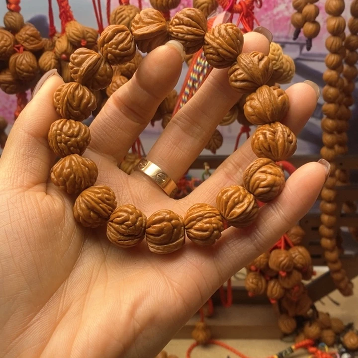 桃核吊坠龙纹桃枭