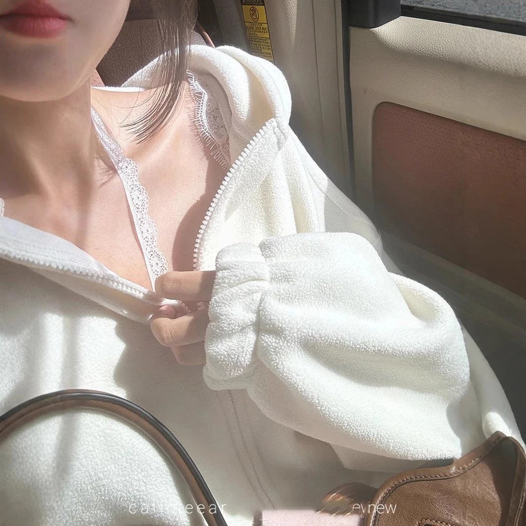 修身型CallmeEar【少女画报】带胸垫吊带背心女挂脖内搭修身辣妹