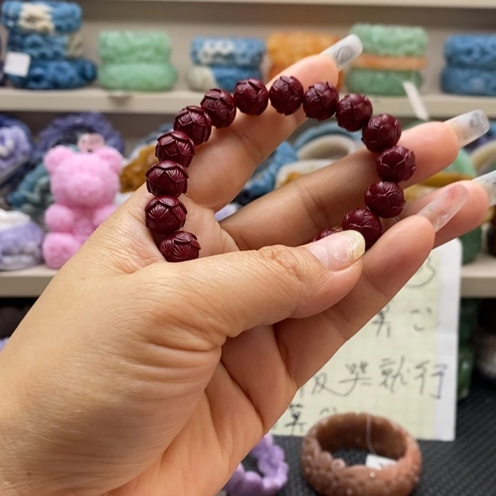 未镶嵌手镯石英岩玉