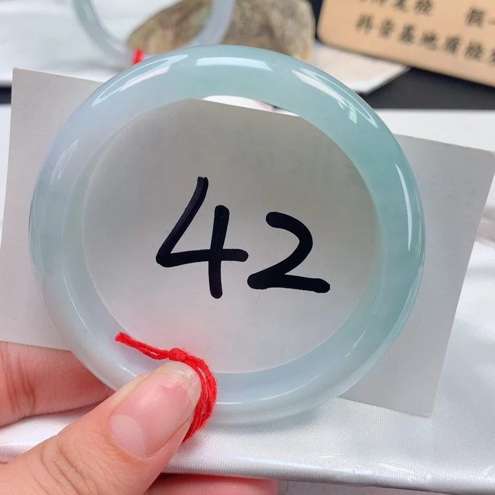 翡翠手镯未镶嵌正圈56.57