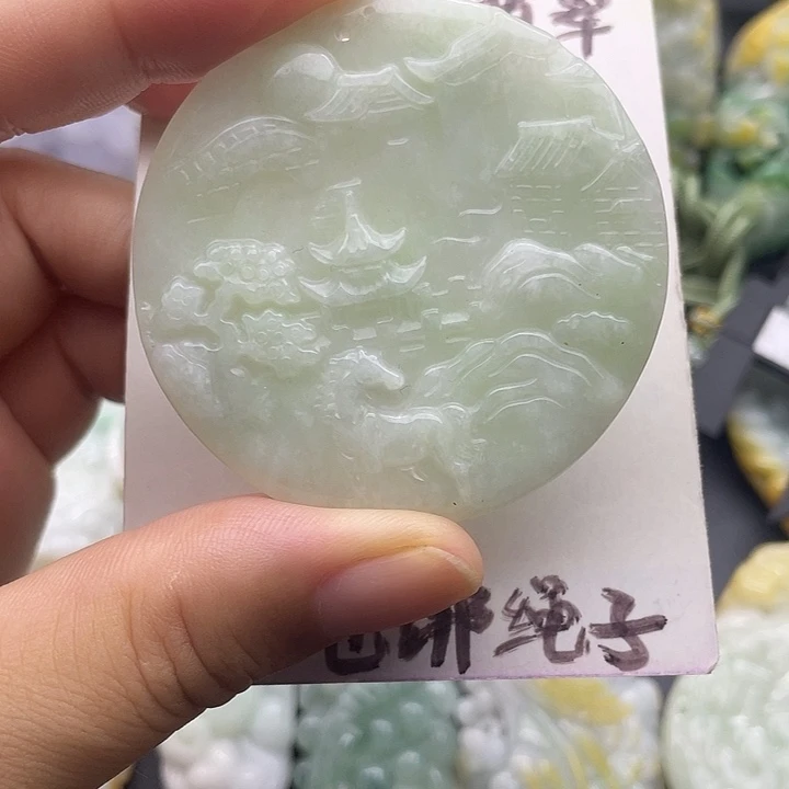 颈饰未镶嵌翡翠天然翡翠