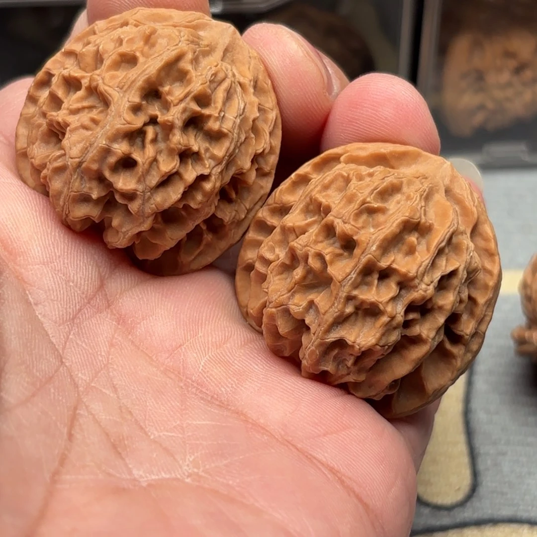 文玩核桃把件苹果圆39