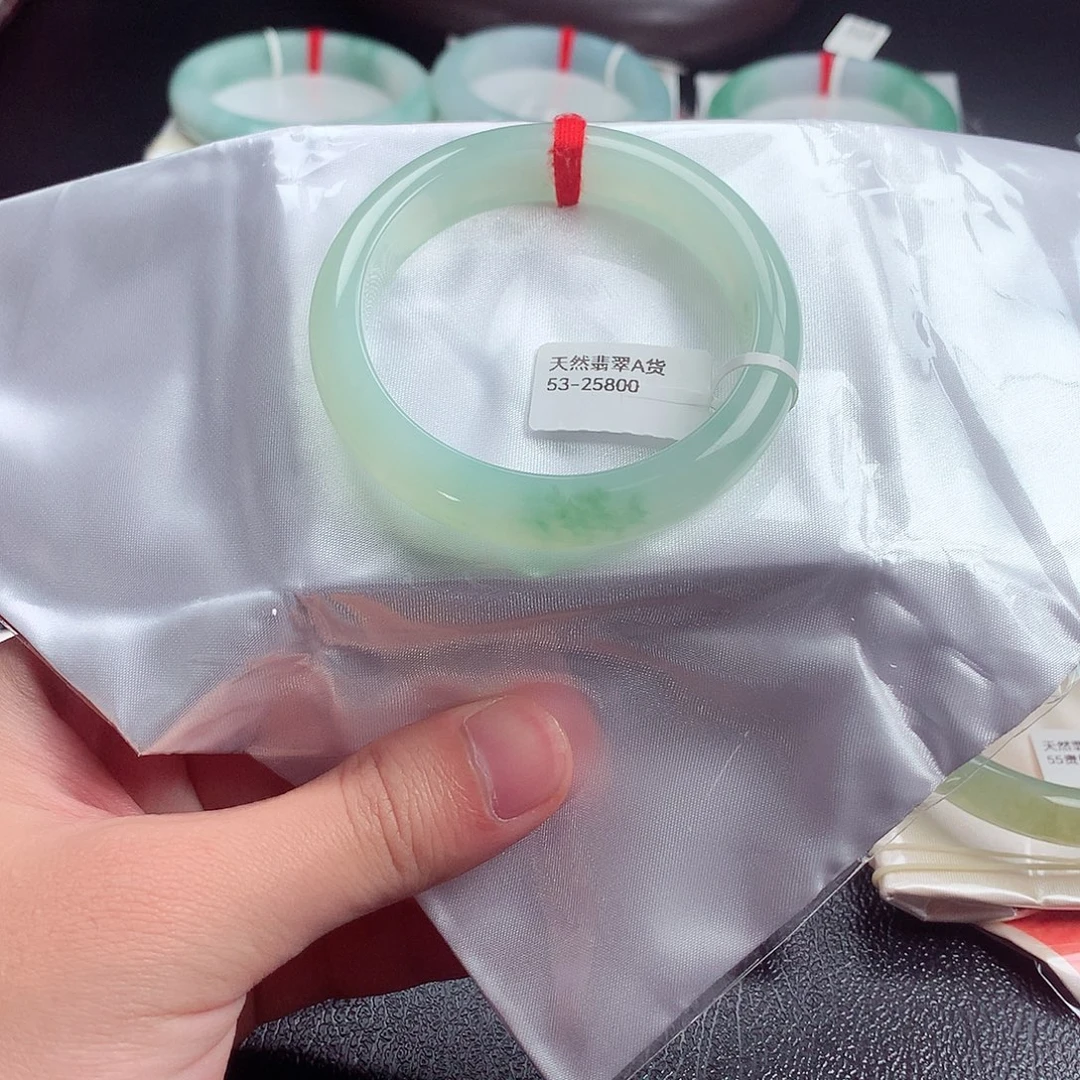 翡翠未镶嵌手镯缅甸翡翠天然手镯