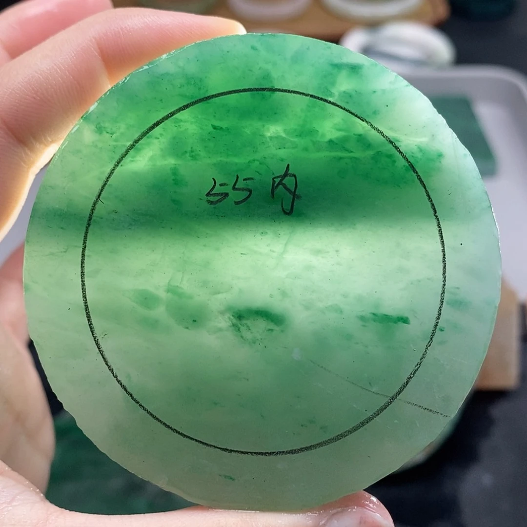 【闪购商品】未镶嵌手镯石英质玉定制918