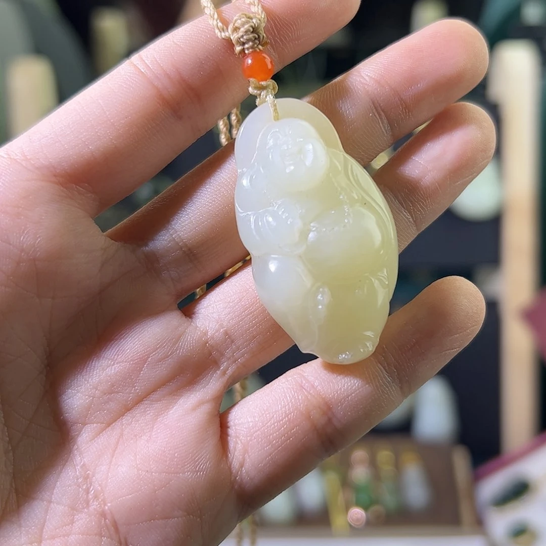 颈饰未镶嵌和田玉