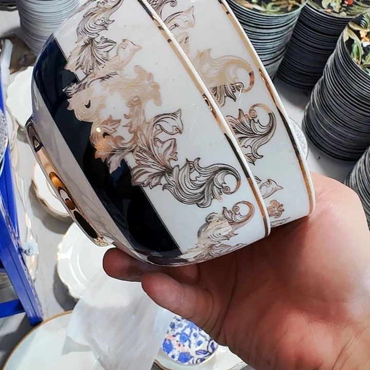 香***狗骨瓷两个5.5寸面碗