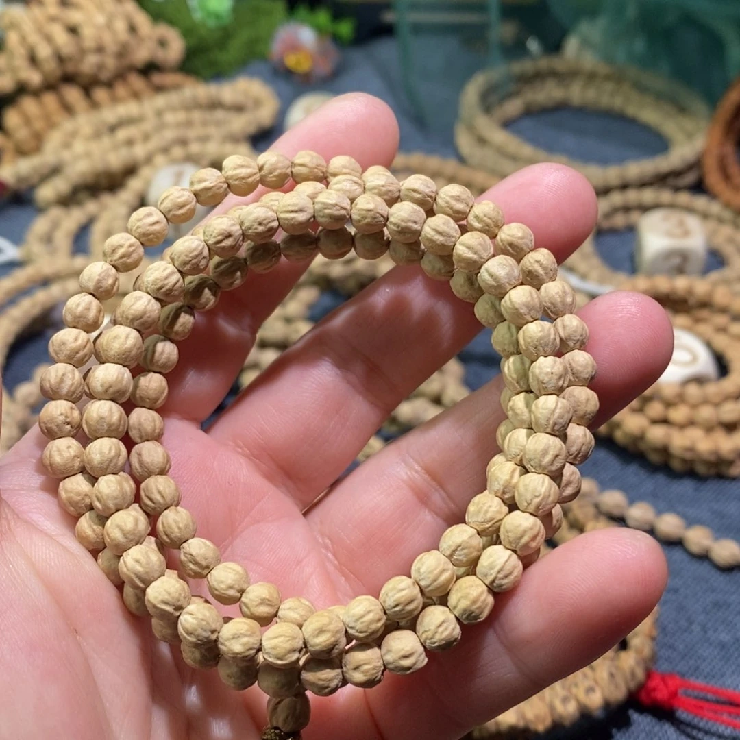 【闪购商品】柏香籽/百香籽吊坠?****皮