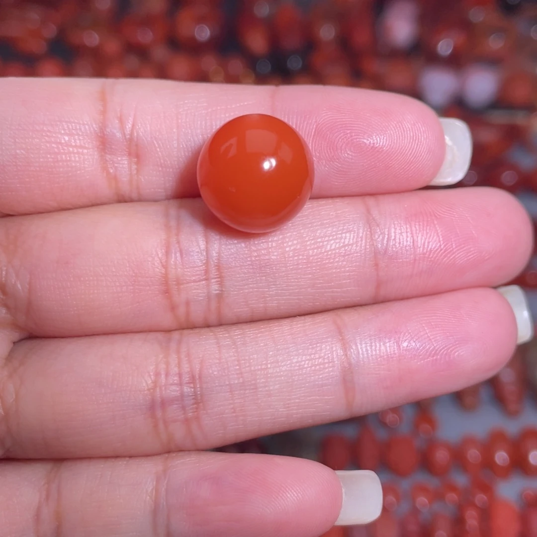 南红玛瑙未镶嵌保山圆珠13.5mm