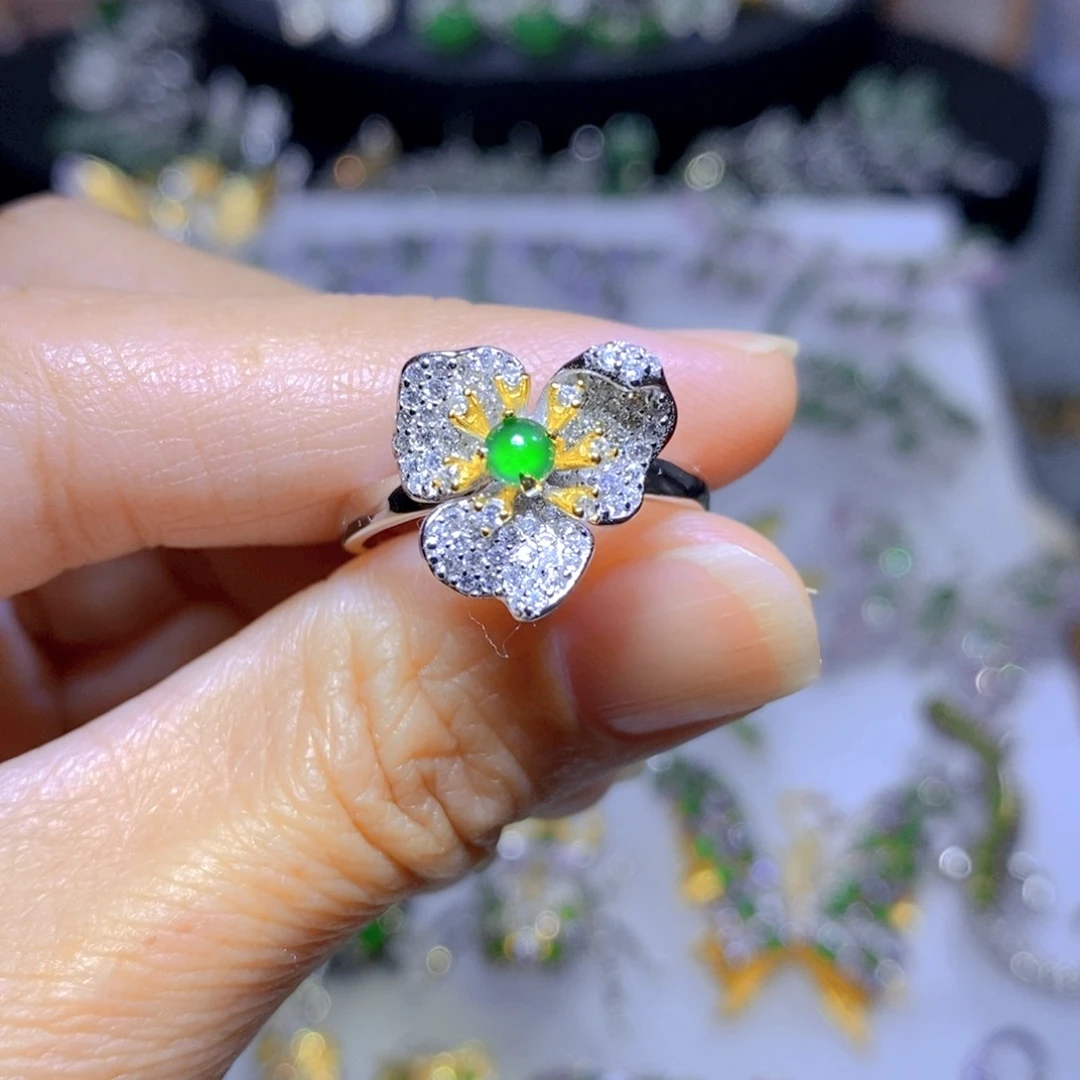 翡翠颈饰银S925镶嵌天然翡翠