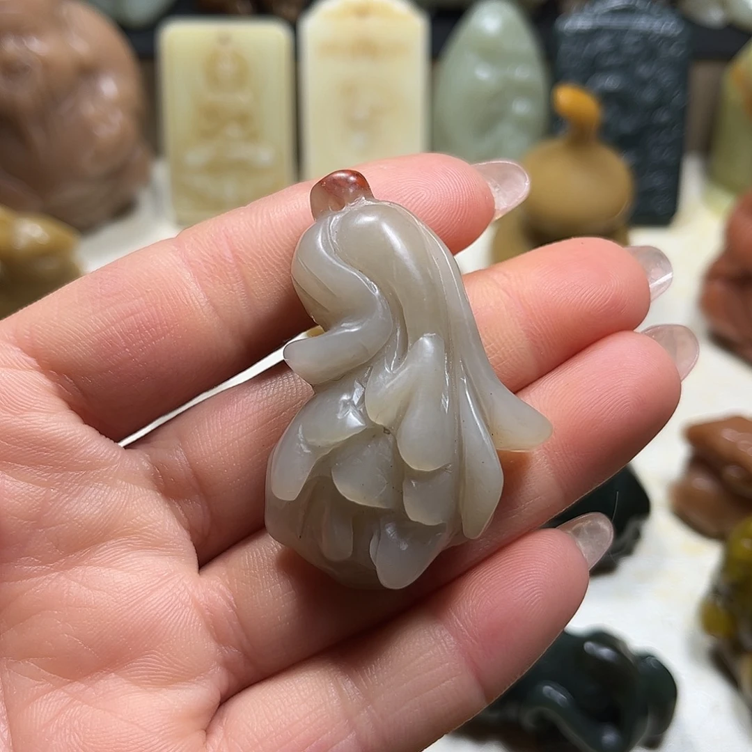 白玉菩提吊坠白玉菩提吊坠