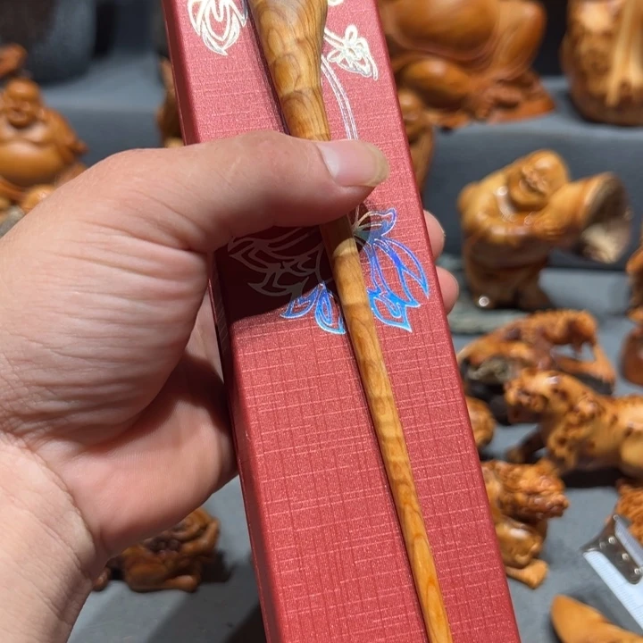 柏木（崖柏）点点关注